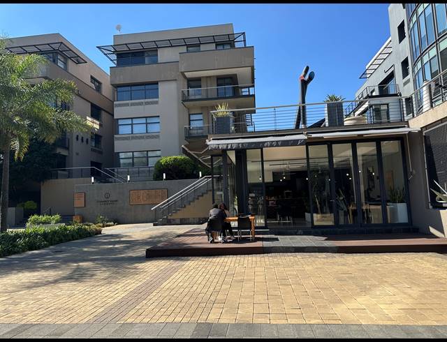 512M² OFFICE TO LET IN SANDHURST
